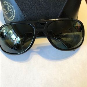 Rayban - Style 4084